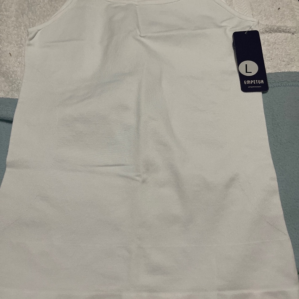 SHAPERMINT Scoop Neck  Cami